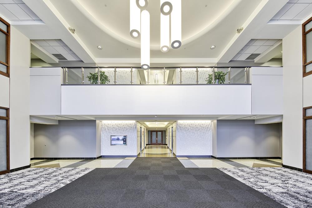 Pavo 12" - Westings Corporate Center