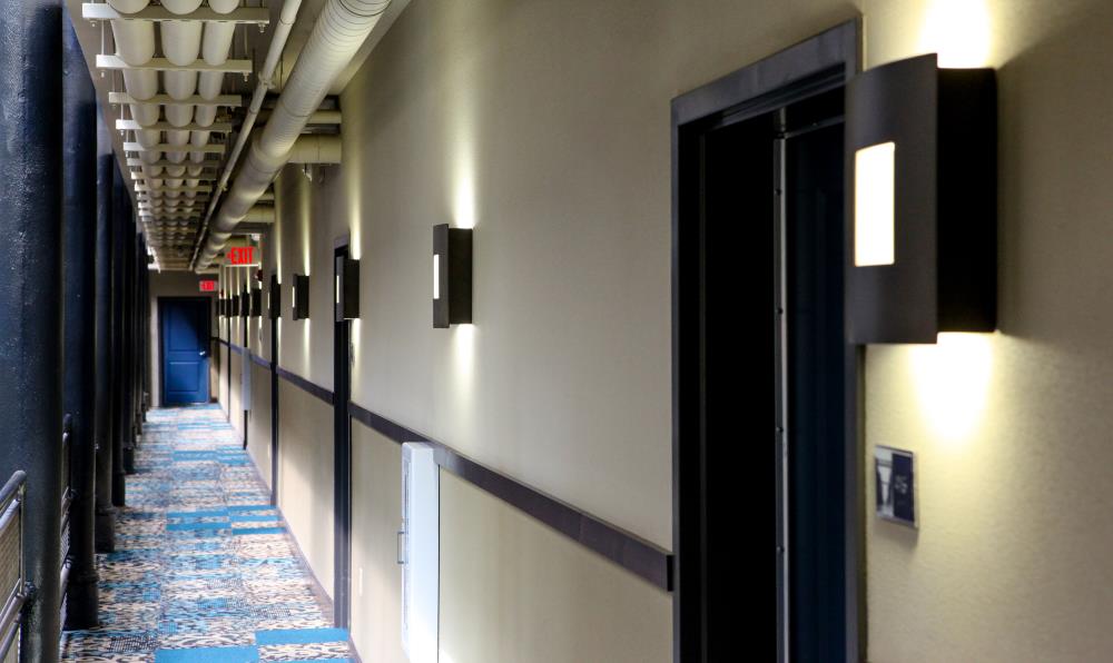 Sebring - Brewhouse Inn & Suites Corridor