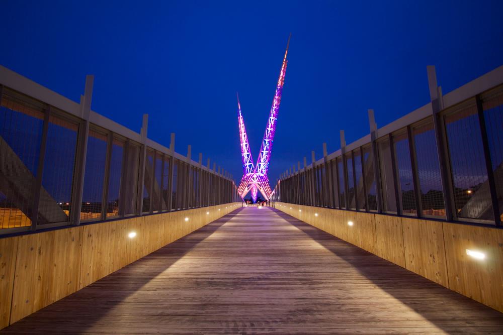 Echo Effect - Skydance Bridge