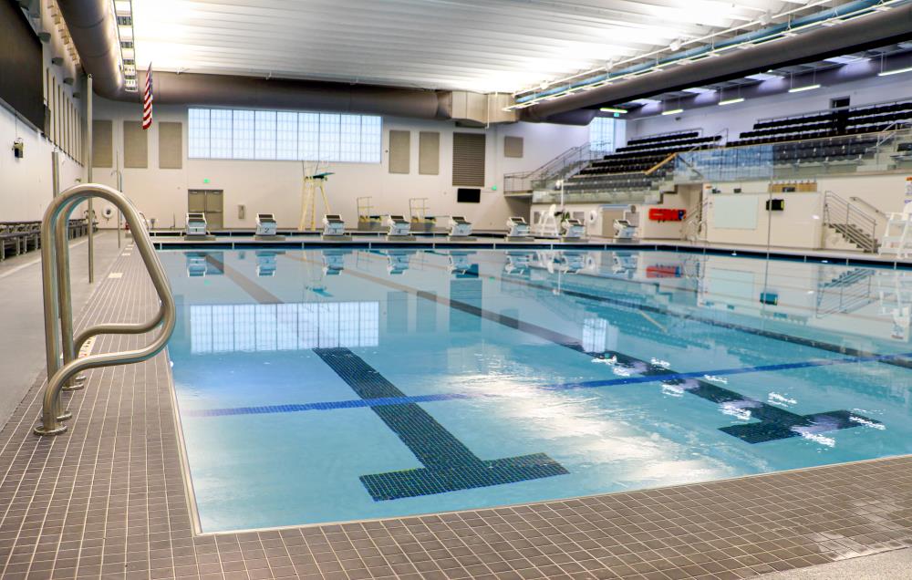 Lightruss LED Gen 2 - Blanchard Aquatic Center at Century Middle School