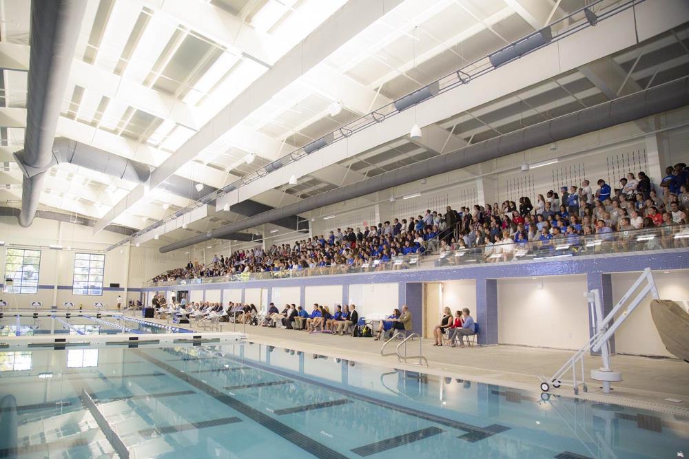 Lightruss LED Gen 1 - Lloyd Aquatic Center at Mercersburg Academy