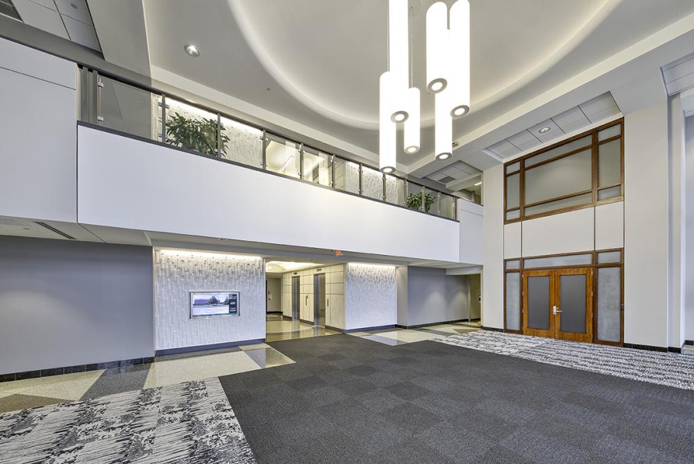 Pavo 12" - Westings Corporate Center