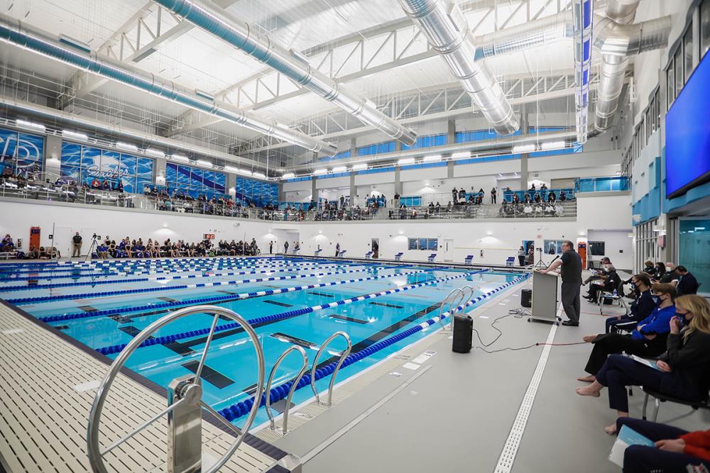 Lightruss LED Gen 1 - Northwest ISD Aquatic Center